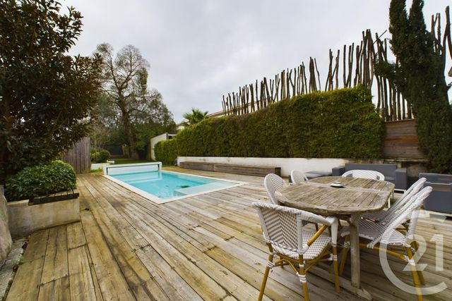 Maison à vendre - 7 pièces - 169 m2 - Le Bouscat - 33 - AQUITAINE