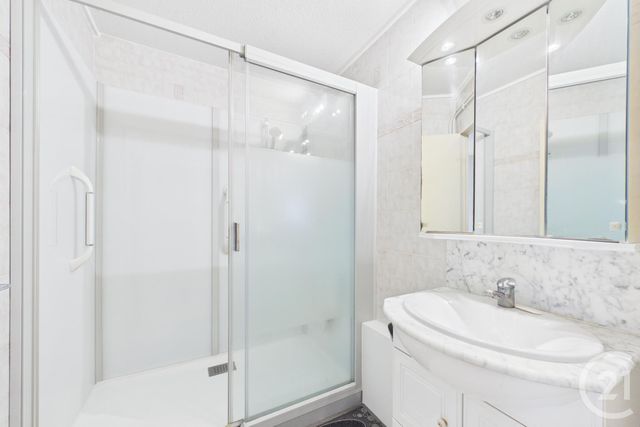 Appartement T3 &agrave; vendre - 3 pi&egrave;ces - 65,95 m2 - Le Bouscat - 33 - AQUITAINE