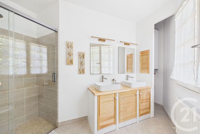 Maison &agrave; vendre - 10 pi&egrave;ces - 245 m2 - Eysines - 33 - AQUITAINE