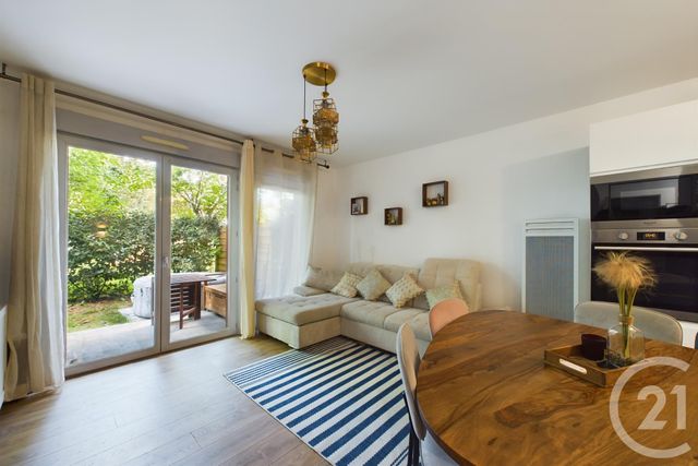 Appartement T3 à vendre - 3 pièces - 55,90 m2 - Eysines - 33 - AQUITAINE