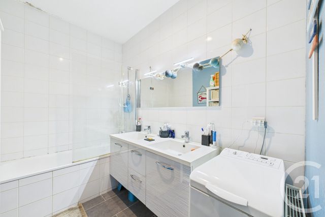 Appartement T4 à vendre - 4 pièces - 94,87 m2 - Bruges - 33 - AQUITAINE