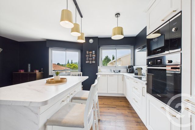 Appartement T3 à louer - 3 pièces - 78,71 m2 - Bordeaux - 33 - AQUITAINE