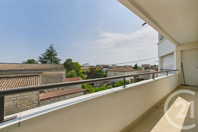 Appartement T3 à louer - 3 pièces - 78,71 m2 - Bordeaux - 33 - AQUITAINE