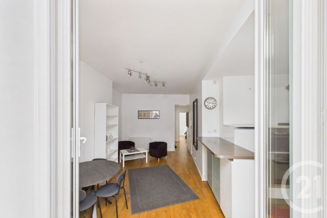 Appartement T3 &agrave; louer - 3 pi&egrave;ces - 69,61 m2 - Bordeaux - 33 - AQUITAINE