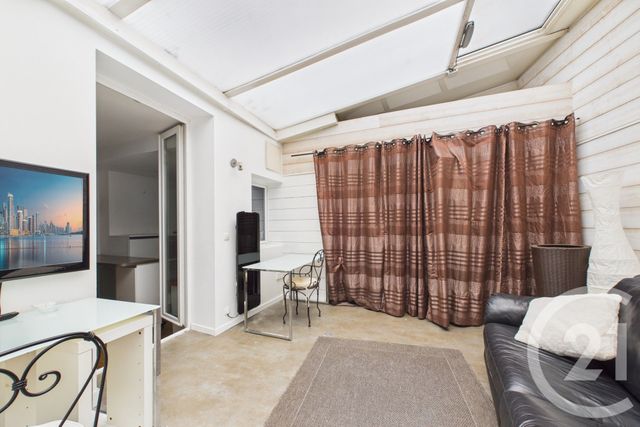 Appartement T3 &agrave; louer - 3 pi&egrave;ces - 69,61 m2 - Bordeaux - 33 - AQUITAINE