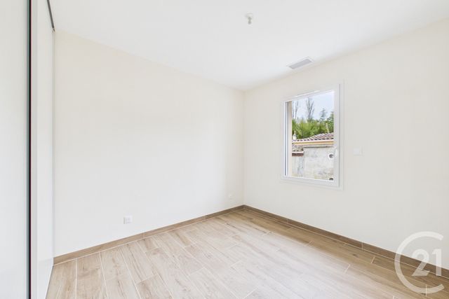 Maison &agrave; louer - 4 pi&egrave;ces - 90,71 m2 - Cadaujac - 33 - AQUITAINE