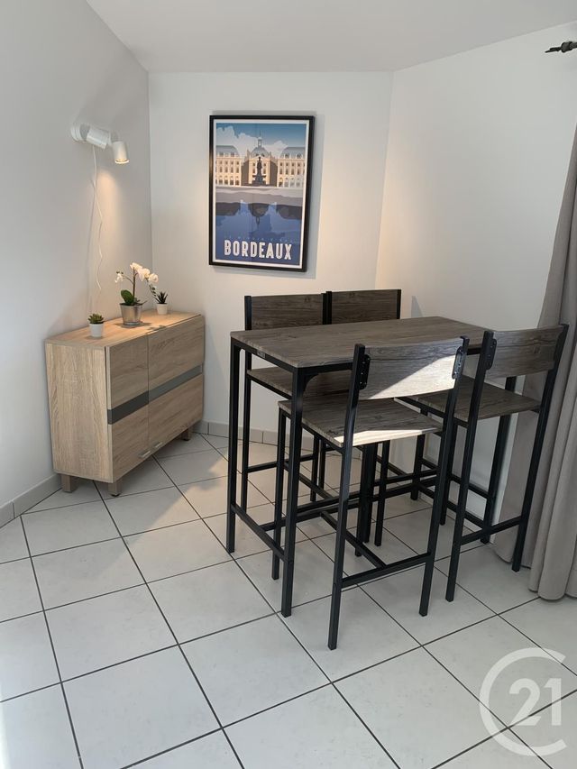 Appartement T2 &agrave; louer - 2 pi&egrave;ces - 35,46 m2 - Le Bouscat - 33 - AQUITAINE