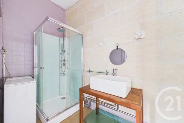 Appartement T2 &agrave; louer - 3 pi&egrave;ces - 61,38 m2 - Bordeaux - 33 - AQUITAINE