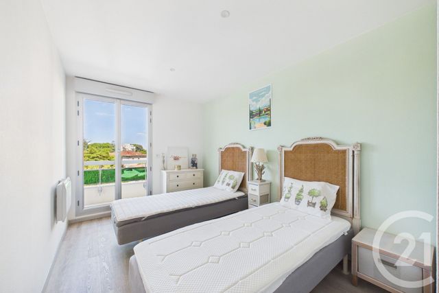 Appartement T3 &agrave; louer - 3 pi&egrave;ces - 79,36 m2 - Bordeaux - 33 - AQUITAINE