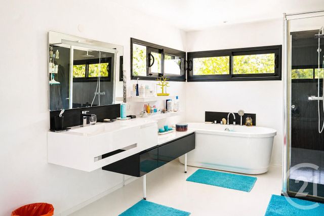 Maison &agrave; vendre - 3 pi&egrave;ces - 138 m2 - Eysines - 33 - AQUITAINE