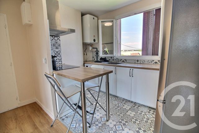 Appartement T3 &agrave; louer - 3 pi&egrave;ces - 64,05 m2 - Pessac - 33 - AQUITAINE