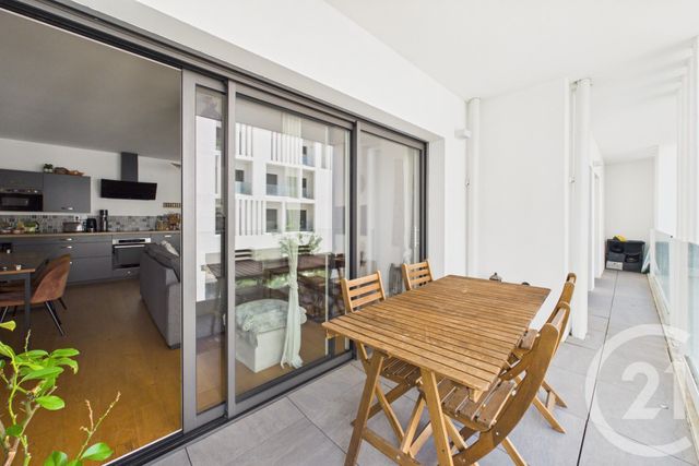 Appartement T3 &agrave; louer - 3 pi&egrave;ces - 67,60 m2 - Le Bouscat - 33 - AQUITAINE