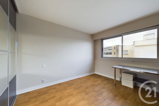 Appartement T3 &agrave; louer - 3 pi&egrave;ces - 69,35 m2 - Bordeaux - 33 - AQUITAINE