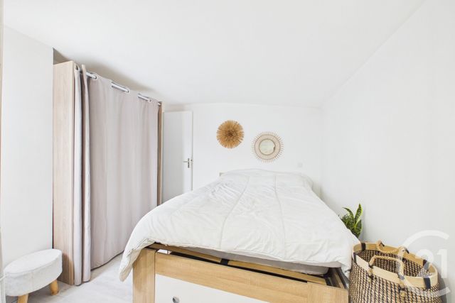 Appartement T2 &agrave; louer - 2 pi&egrave;ces - 27,01 m2 - Bordeaux - 33 - AQUITAINE