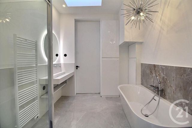 Appartement T2 à vendre - 2 pièces - 52,95 m2 - Bordeaux - 33 - AQUITAINE