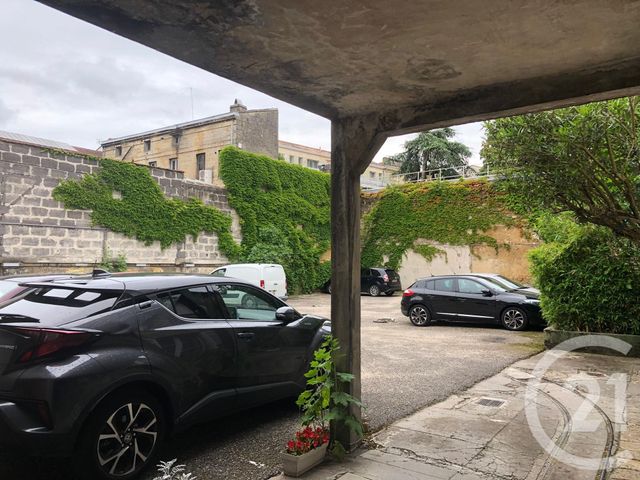 Parking à vendre - 10 m2 - Bordeaux - 33 - AQUITAINE