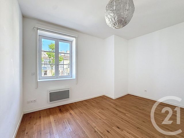 Appartement T3 à vendre - 3 pièces - 81,62 m2 - Bordeaux - 33 - AQUITAINE