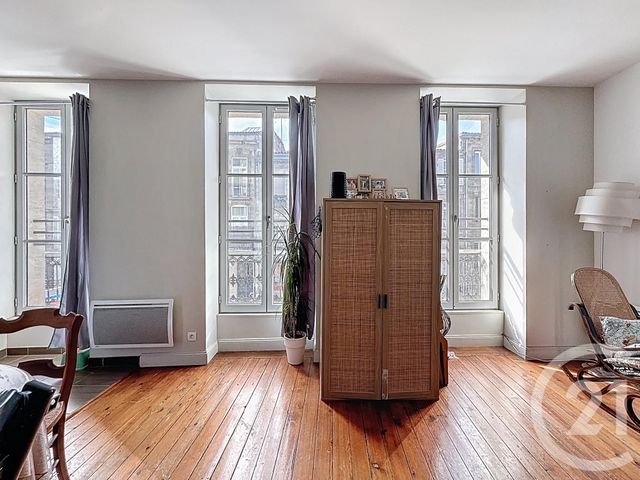 Appartement T3 à vendre - 3 pièces - 63,26 m2 - Bordeaux - 33 - AQUITAINE