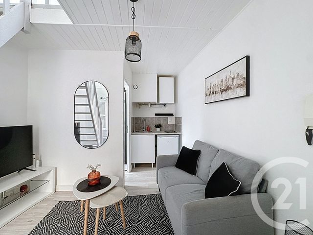 Appartement Duplex à vendre - 2 pièces - 24 m2 - Bordeaux - 33 - AQUITAINE