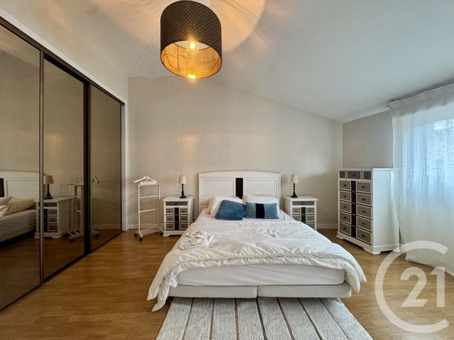 Maison &agrave; louer - 5 pi&egrave;ces - 112 m2 - Bordeaux - 33 - AQUITAINE