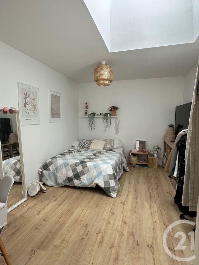 Appartement T4 &agrave; louer - 4 pi&egrave;ces - 67,01 m2 - Bordeaux - 33 - AQUITAINE