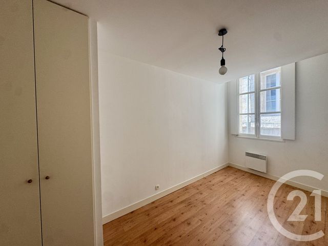Appartement T3 &agrave; louer - 3 pi&egrave;ces - 68,77 m2 - Bordeaux - 33 - AQUITAINE