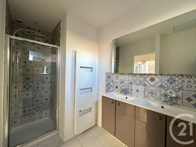 Appartement F4 &agrave; louer - 4 pi&egrave;ces - 84,05 m2 - Bordeaux - 33 - AQUITAINE