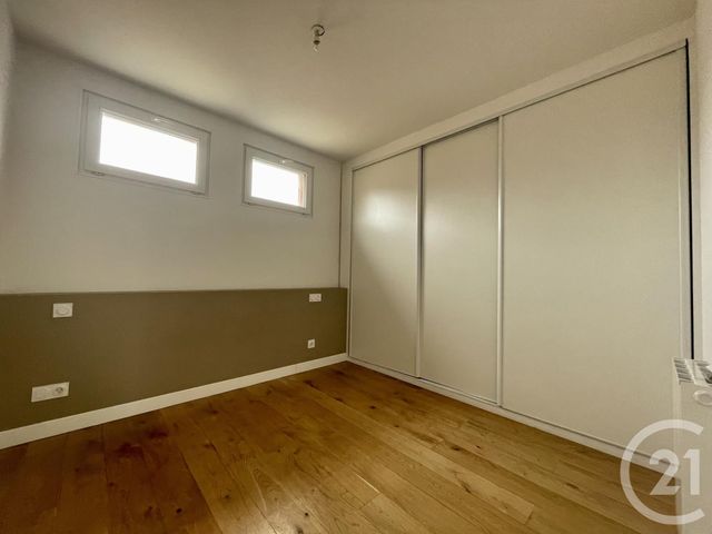 Appartement F4 &agrave; louer - 4 pi&egrave;ces - 84,05 m2 - Bordeaux - 33 - AQUITAINE