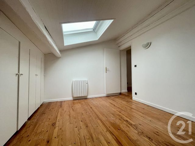 Appartement T4 &agrave; louer - 4 pi&egrave;ces - 95,45 m2 - Bordeaux - 33 - AQUITAINE