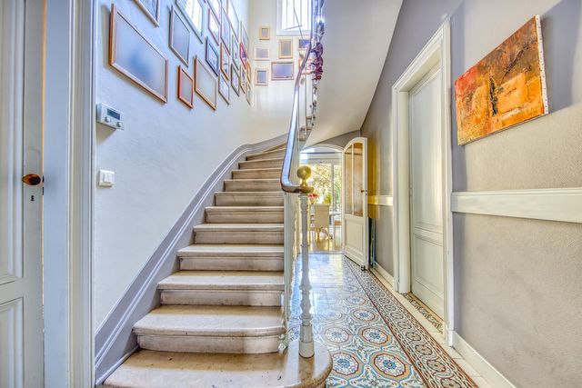 Maison à vendre - 11 pièces - 259,36 m2 - Bordeaux - 33 - AQUITAINE