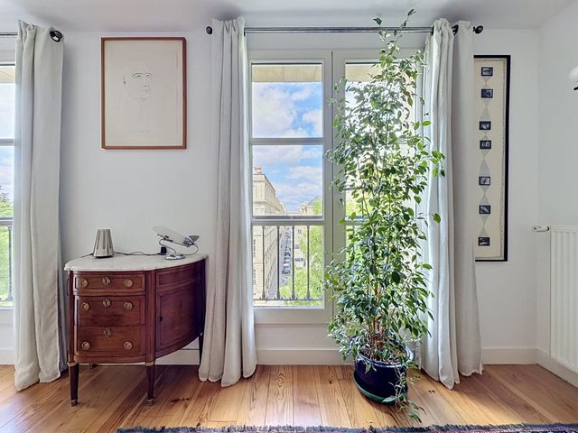 Appartement &agrave; louer - 5 pi&egrave;ces - 170 m2 - Bordeaux - 33 - AQUITAINE